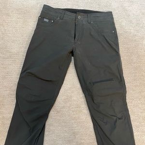 Men's Kuhl Revolvr Rogue | 33w 28L